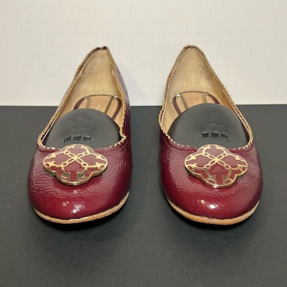 Womens ANNA Burgundy by LINDSAY PHILLIPS Patent Leather Ballet Flats / Size 7.5 - Picture 3 of 9